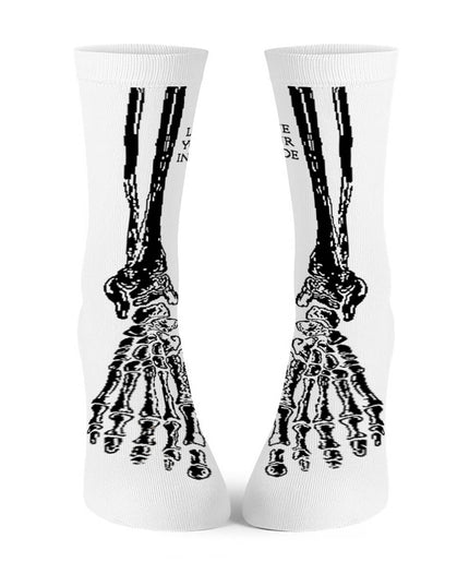 Białe długie skarpety z wzorem kości stopy - widok od przodu, Love Your Inside