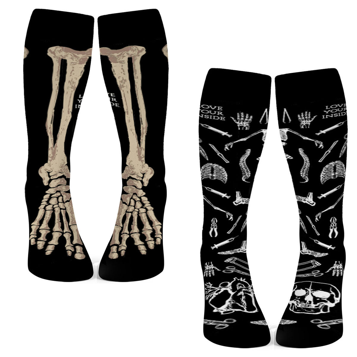 Zestaw dwóch par bawełnianych podkolanówek damskich:
- Podkolanówki ryciny anatomiczne.
- Podkolanówki z wzorem kości 
Widok z przodu
